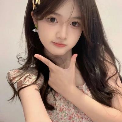 袖珍女仆小梅